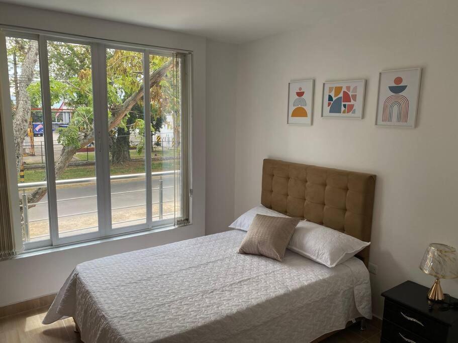 Lindo Apartamento Con Estacionamiento Буга Экстерьер фото